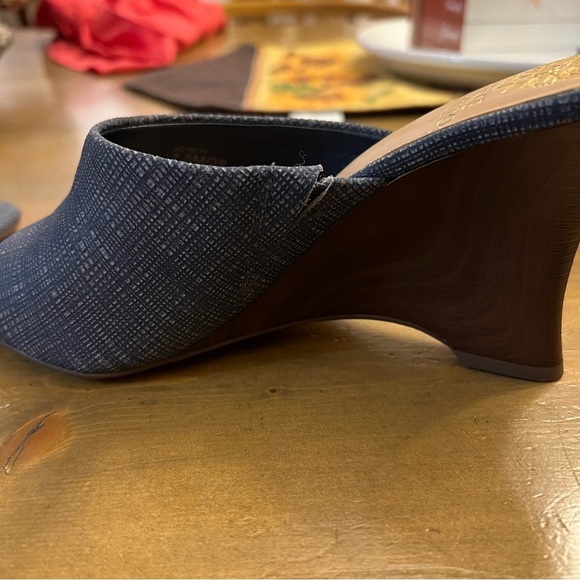 Vince Camuto Vilty Linen Sculpted Wedges Size 7.5 - Picture 5 of 6